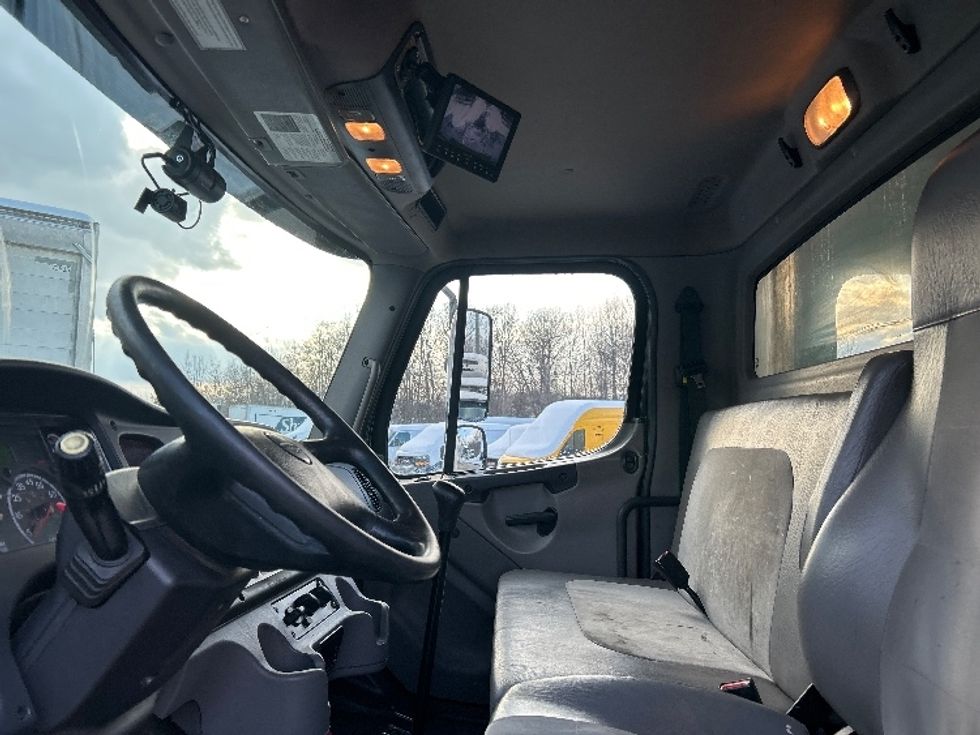 Refrigerated Truck-Light and Medium Duty Trucks-Freightliner-2019-M2-Jessup-PA-352,215\n\t\tmiles-$ 20,000 - Image 18