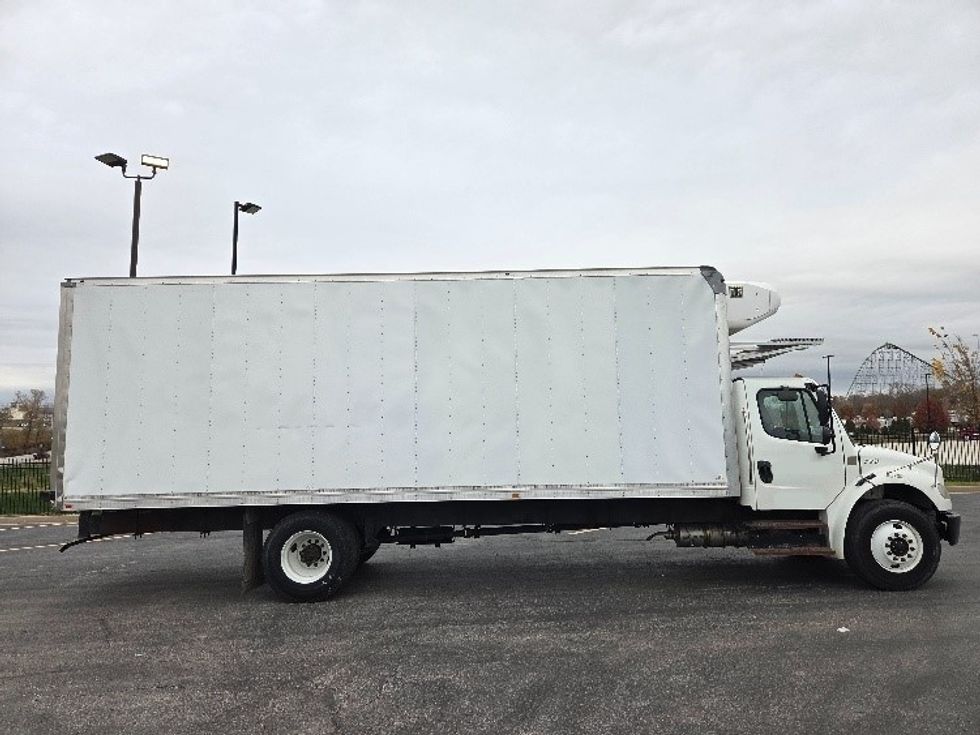 Refrigerated Truck-Light and Medium Duty Trucks-Freightliner-2019-M2-Kansas City-MO-11,820\n\t\tmiles-$ 68,250 - Image 13