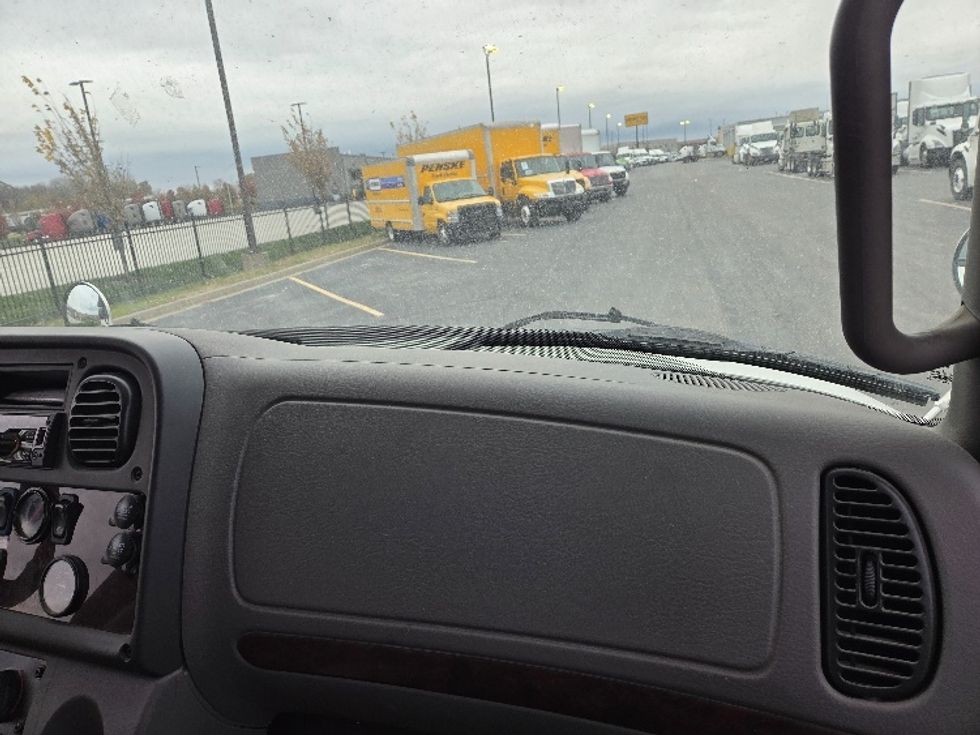 Refrigerated Truck-Light and Medium Duty Trucks-Freightliner-2019-M2-Kansas City-MO-11,820\n\t\tmiles-$ 68,250 - Image 19