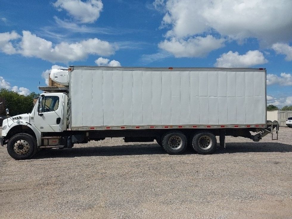 Refrigerated Truck-Light and Medium Duty Trucks-Freightliner-2019-M2-Kansas City-MO-314,090\n\t\tmiles-$ 41,500 - Image 4