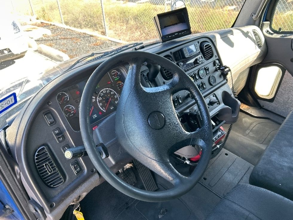 Refrigerated Truck-Light and Medium Duty Trucks-Freightliner-2019-M2-Katy-TX-155,354\n\t\tmiles-$ 47,500 - Image 17