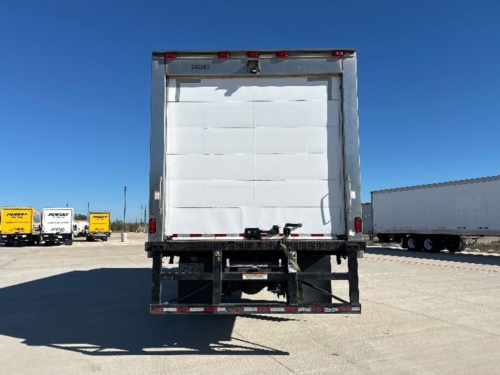 Refrigerated Truck-Light and Medium Duty Trucks-Freightliner-2019-M2-Katy-TX-155,354\n\t\tmiles-$ 47,500 - Image 7