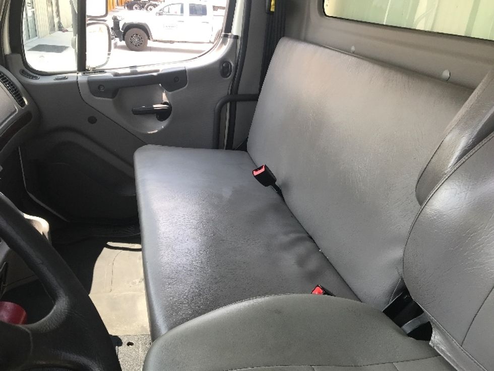Refrigerated Truck-Light and Medium Duty Trucks-Freightliner-2019-M2-Katy-TX-228,475\n\t\tmiles-$ 52,500 - Image 19