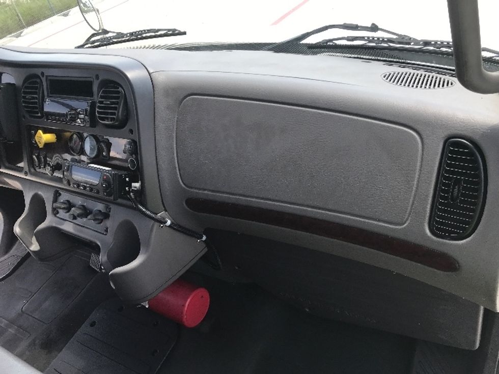 Refrigerated Truck-Light and Medium Duty Trucks-Freightliner-2019-M2-Katy-TX-228,475\n\t\tmiles-$ 52,500 - Image 21