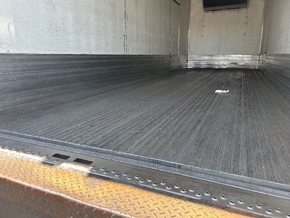 Refrigerated Truck-Light and Medium Duty Trucks-Freightliner-2019-M2-Kearny-NJ-93,148\n\t\tmiles-$ 46,500 - Image 10