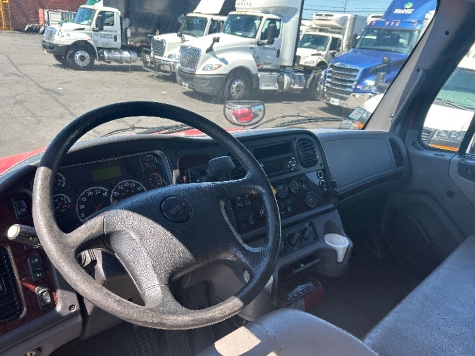 Refrigerated Truck-Light and Medium Duty Trucks-Freightliner-2019-M2-Kearny-NJ-93,148\n\t\tmiles-$ 46,500 - Image 18