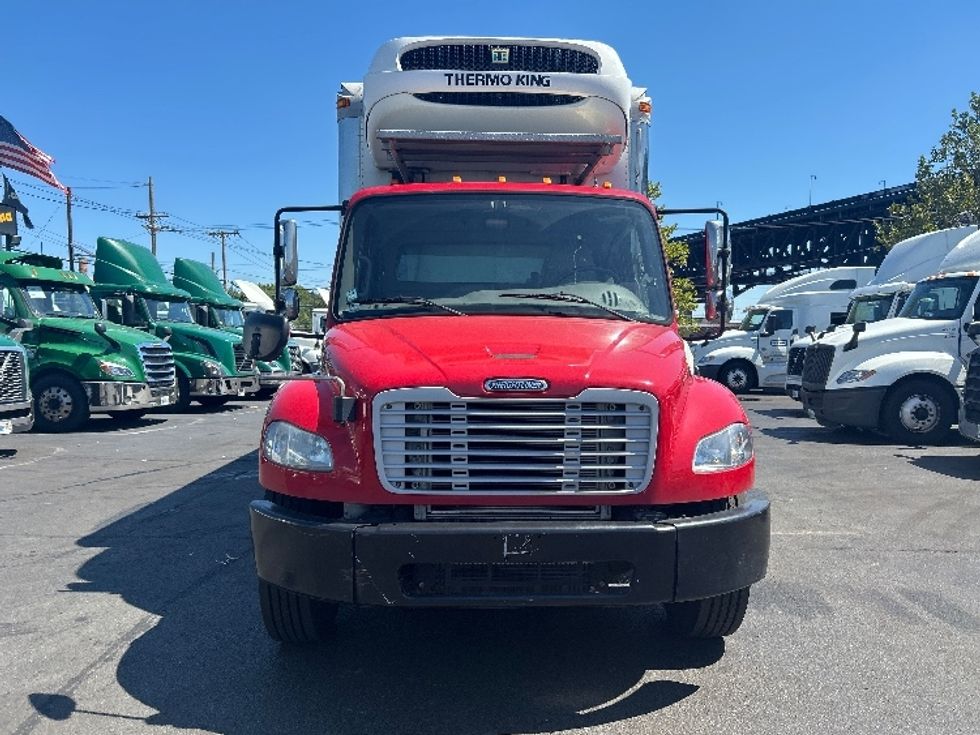 Refrigerated Truck-Light and Medium Duty Trucks-Freightliner-2019-M2-Kearny-NJ-93,148\n\t\tmiles-$ 46,500 - Image 2