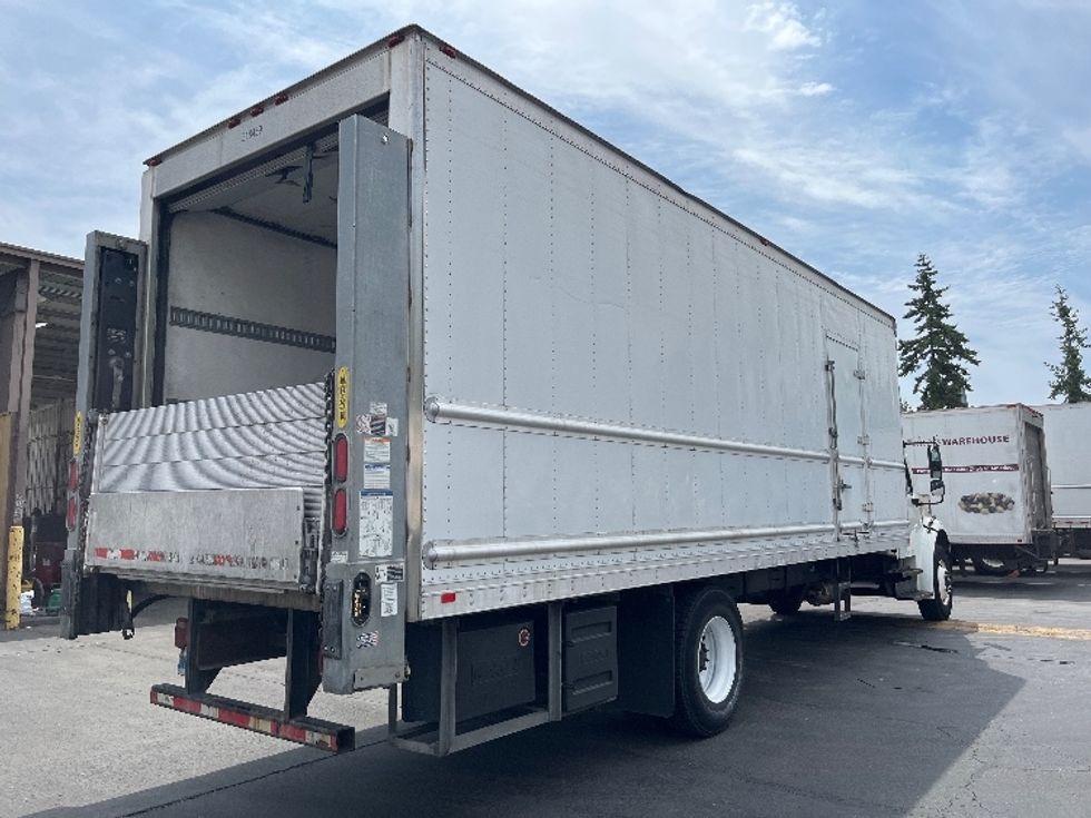 Refrigerated Truck-Light and Medium Duty Trucks-Freightliner-2019-M2-Kent-WA-136,887\n\t\tmiles-$ 67,500 - Image 13