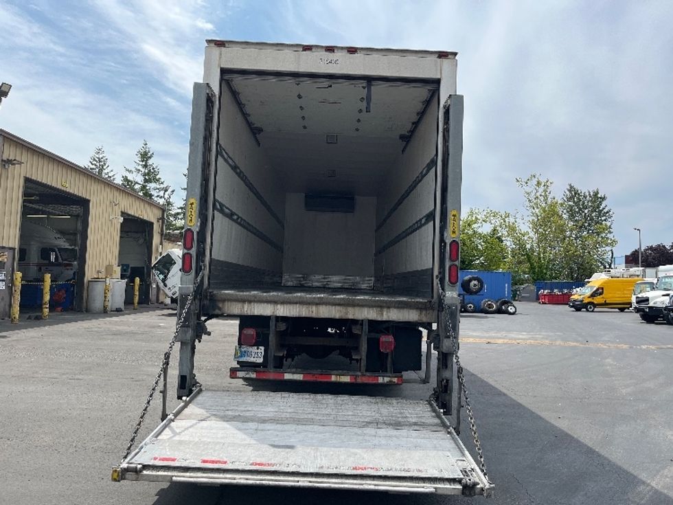 Refrigerated Truck-Light and Medium Duty Trucks-Freightliner-2019-M2-Kent-WA-136,887\n\t\tmiles-$ 67,500 - Image 9