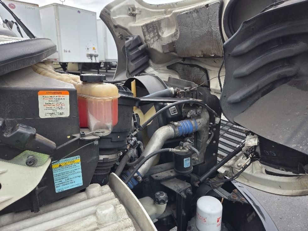 Refrigerated Truck-Light and Medium Duty Trucks-Freightliner-2019-M2-Kent-WA-147,083\n\t\tmiles-$ 52,750 - Image 23