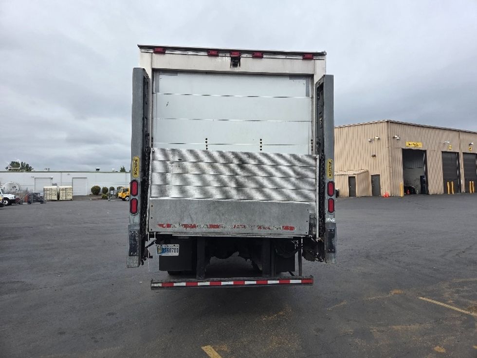 Refrigerated Truck-Light and Medium Duty Trucks-Freightliner-2019-M2-Kent-WA-147,083\n\t\tmiles-$ 52,750 - Image 7