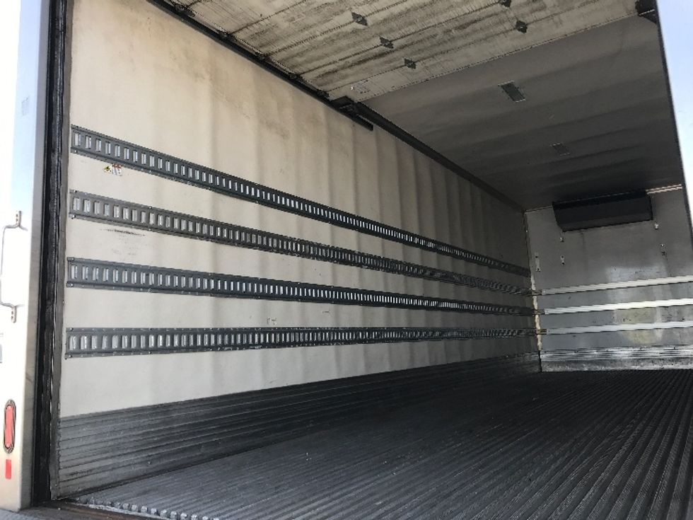 Refrigerated Truck-Light and Medium Duty Trucks-Freightliner-2019-M2-Kent-WA-184,500\n\t\tmiles-$ 61,250 - Image 11