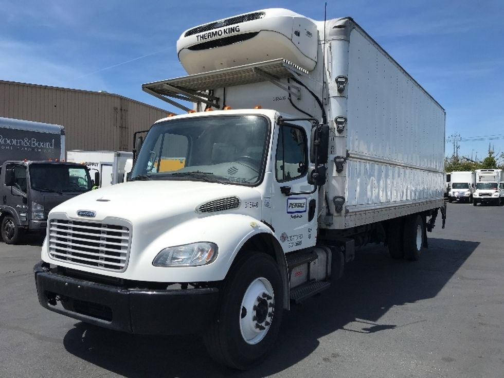 Refrigerated Truck-Light and Medium Duty Trucks-Freightliner-2019-M2-Kent-WA-184,500\n\t\tmiles-$ 61,250 - Image 3