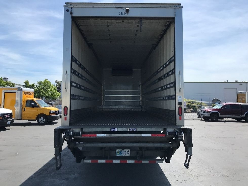 Refrigerated Truck-Light and Medium Duty Trucks-Freightliner-2019-M2-Kent-WA-184,500\n\t\tmiles-$ 61,250 - Image 8