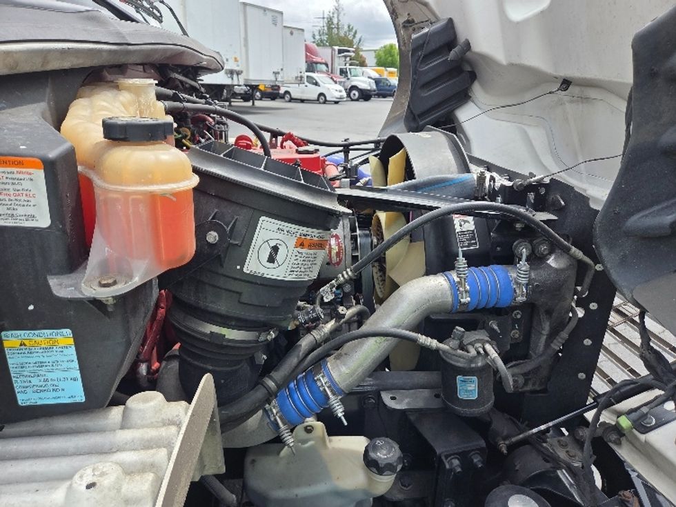 Refrigerated Truck-Light and Medium Duty Trucks-Freightliner-2019-M2-Kent-WA-242,923\n\t\tmiles-$ 45,000 - Image 23