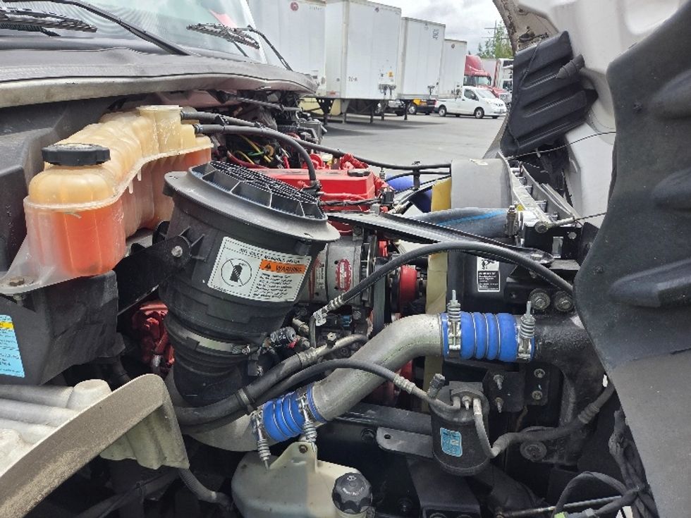 Refrigerated Truck-Light and Medium Duty Trucks-Freightliner-2019-M2-Kent-WA-242,923\n\t\tmiles-$ 45,000 - Image 24