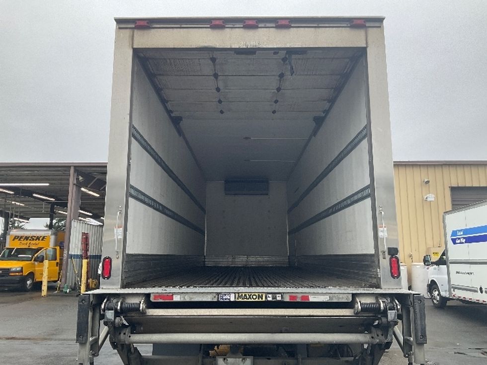 Refrigerated Truck-Light and Medium Duty Trucks-Freightliner-2019-M2-Kent-WA-307,034\n\t\tmiles-$ 42,750 - Image 8