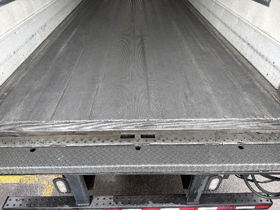 Refrigerated Truck-Light and Medium Duty Trucks-Freightliner-2019-M2-Knoxville-TN-222,378\n\t\tmiles-$ 48,500 - Image 10