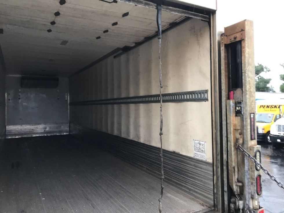 Refrigerated Truck-Light and Medium Duty Trucks-Freightliner-2019-M2-La Mirada-CA-103,701\n\t\tmiles-$ 58,000 - Image 12