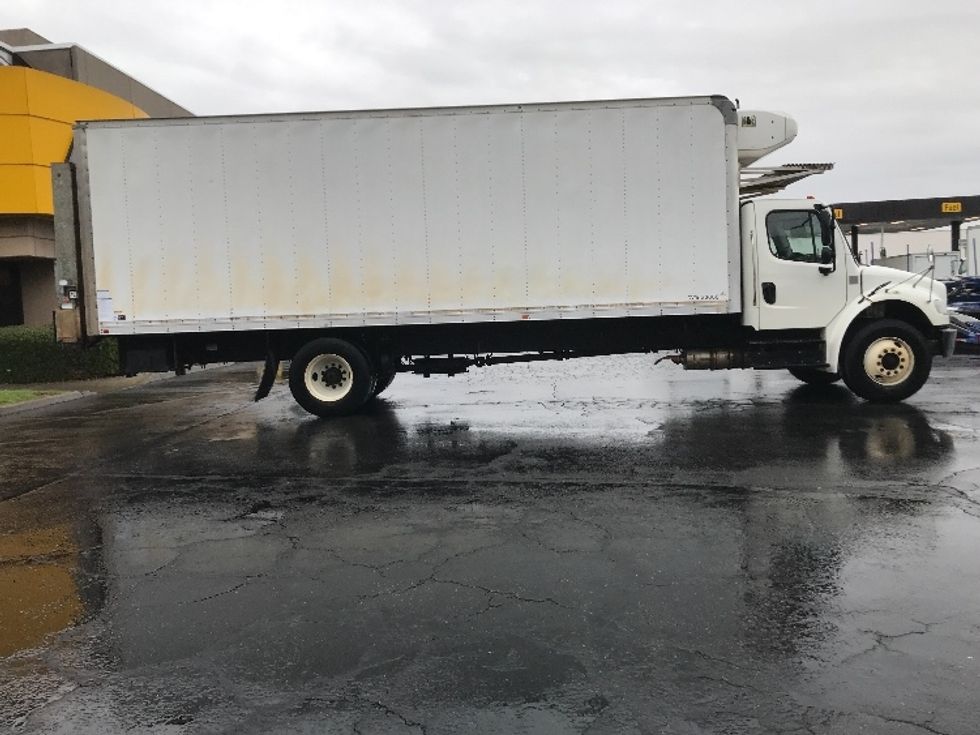 Refrigerated Truck-Light and Medium Duty Trucks-Freightliner-2019-M2-La Mirada-CA-103,701\n\t\tmiles-$ 58,000 - Image 15