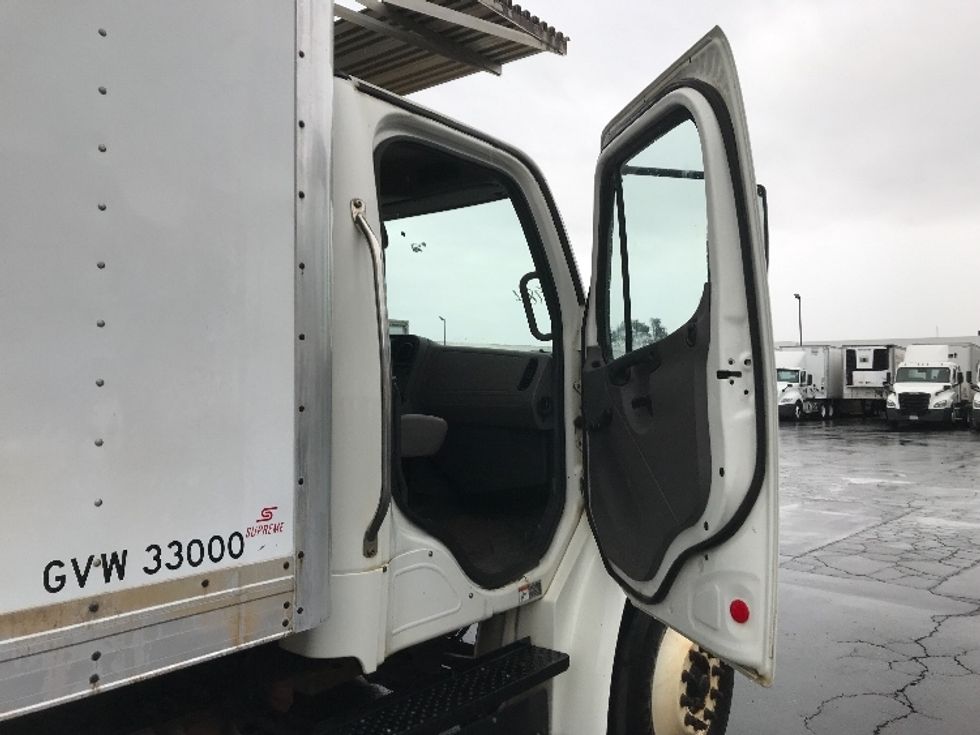 Refrigerated Truck-Light and Medium Duty Trucks-Freightliner-2019-M2-La Mirada-CA-103,701\n\t\tmiles-$ 58,000 - Image 20