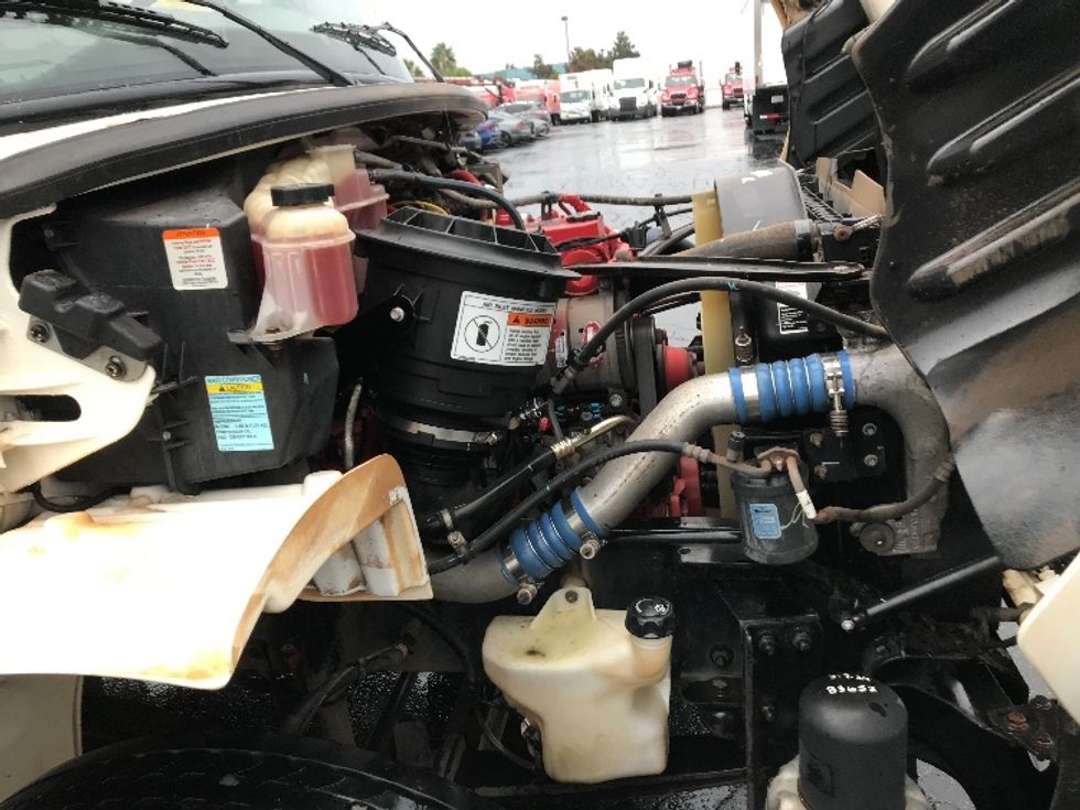 Refrigerated Truck-Light and Medium Duty Trucks-Freightliner-2019-M2-La Mirada-CA-103,701\n\t\tmiles-$ 58,000 - Image 23