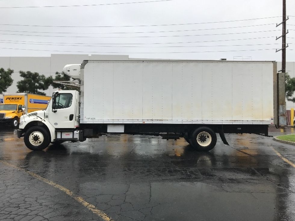 Refrigerated Truck-Light and Medium Duty Trucks-Freightliner-2019-M2-La Mirada-CA-103,701\n\t\tmiles-$ 58,000 - Image 4