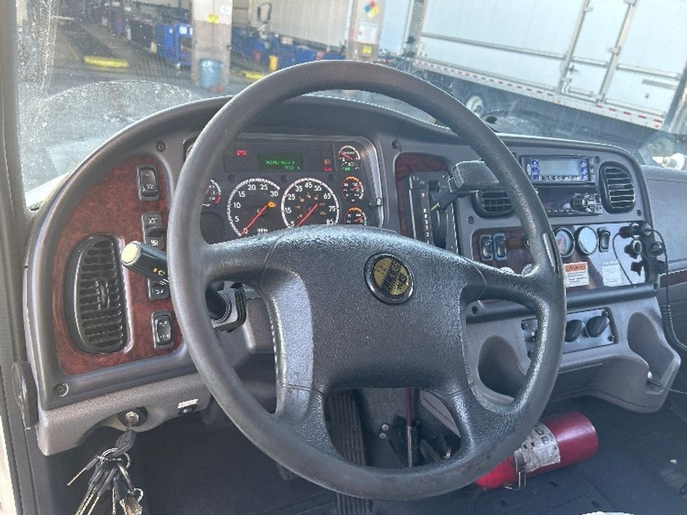 Refrigerated Truck-Light and Medium Duty Trucks-Freightliner-2019-M2-La Mirada-CA-151,136\n\t\tmiles-$ 65,500 - Image 17