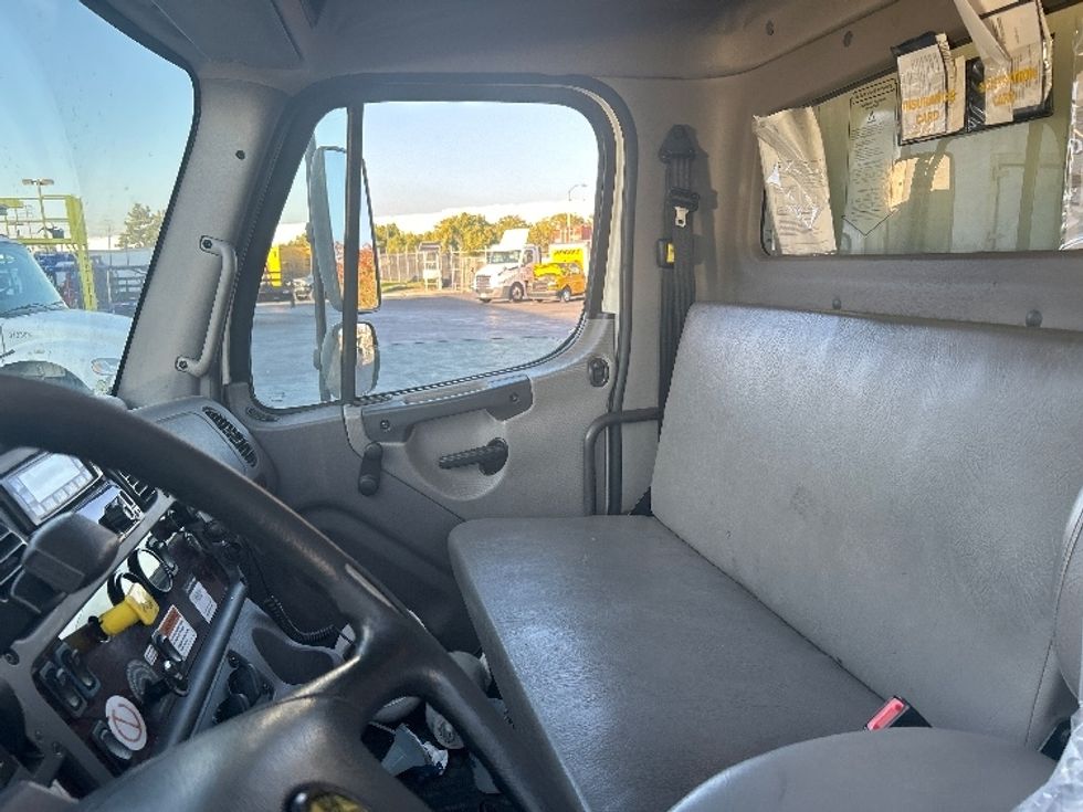 Refrigerated Truck-Light and Medium Duty Trucks-Freightliner-2019-M2-La Mirada-CA-151,136\n\t\tmiles-$ 65,500 - Image 19