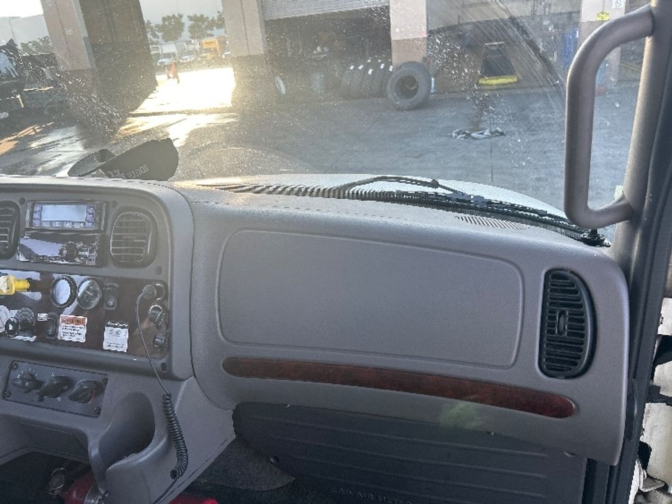 Refrigerated Truck-Light and Medium Duty Trucks-Freightliner-2019-M2-La Mirada-CA-151,136\n\t\tmiles-$ 65,500 - Image 21