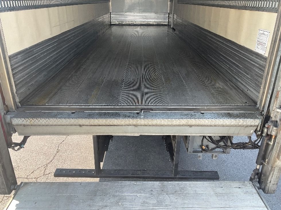 Refrigerated Truck-Light and Medium Duty Trucks-Freightliner-2019-M2-La Mirada-CA-157,083\n\t\tmiles-$ 49,250 - Image 10