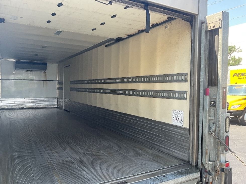 Refrigerated Truck-Light and Medium Duty Trucks-Freightliner-2019-M2-La Mirada-CA-157,083\n\t\tmiles-$ 49,250 - Image 12