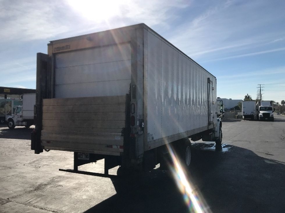 Refrigerated Truck-Light and Medium Duty Trucks-Freightliner-2019-M2-La Mirada-CA-202,784\n\t\tmiles-$ 45,500 - Image 13