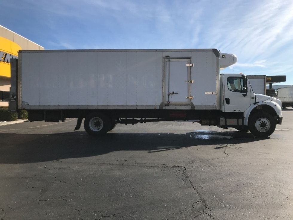 Refrigerated Truck-Light and Medium Duty Trucks-Freightliner-2019-M2-La Mirada-CA-202,784\n\t\tmiles-$ 45,500 - Image 15