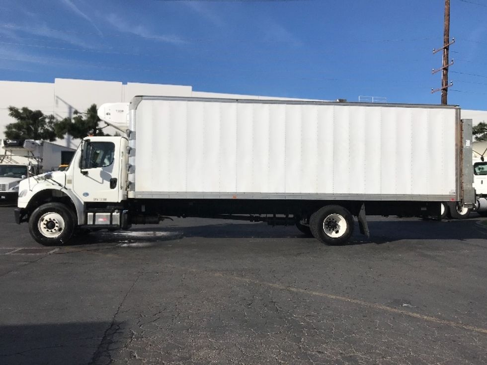 Refrigerated Truck-Light and Medium Duty Trucks-Freightliner-2019-M2-La Mirada-CA-202,784\n\t\tmiles-$ 45,500 - Image 4