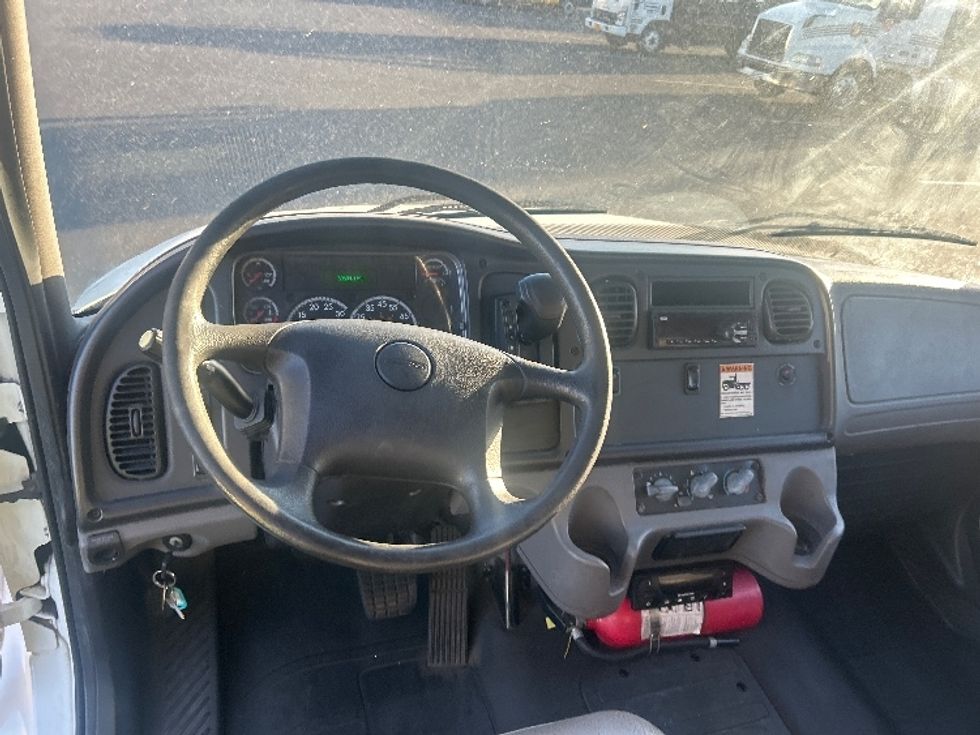 Refrigerated Truck-Light and Medium Duty Trucks-Freightliner-2019-M2-La Mirada-CA-58,693\n\t\tmiles-$ 63,500 - Image 18