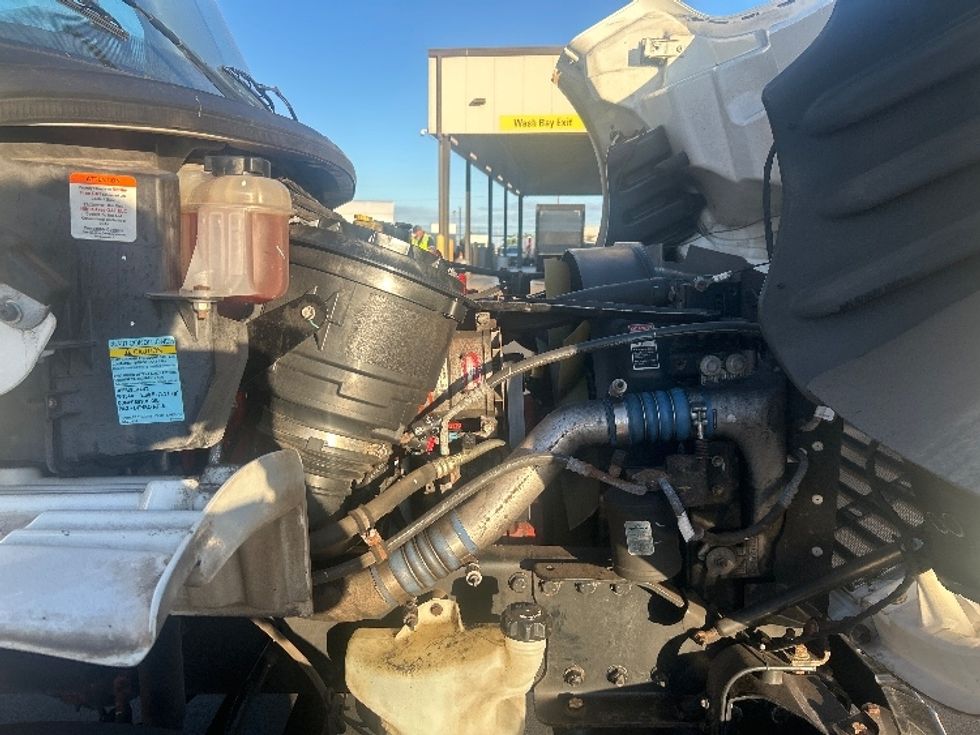 Refrigerated Truck-Light and Medium Duty Trucks-Freightliner-2019-M2-La Mirada-CA-58,693\n\t\tmiles-$ 63,500 - Image 23