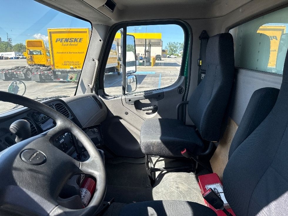 Refrigerated Truck-Light and Medium Duty Trucks-Freightliner-2019-M2-La Porte-IN-65,324\n\t\tmiles-$ 64,250 - Image 19