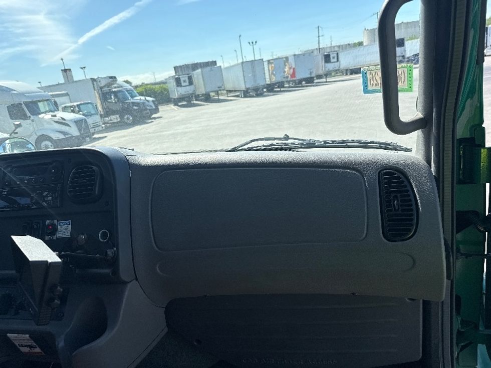 Refrigerated Truck-Light and Medium Duty Trucks-Freightliner-2019-M2-La Porte-IN-65,324\n\t\tmiles-$ 64,250 - Image 21