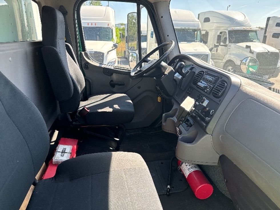 Refrigerated Truck-Light and Medium Duty Trucks-Freightliner-2019-M2-La Porte-IN-65,324\n\t\tmiles-$ 64,250 - Image 22