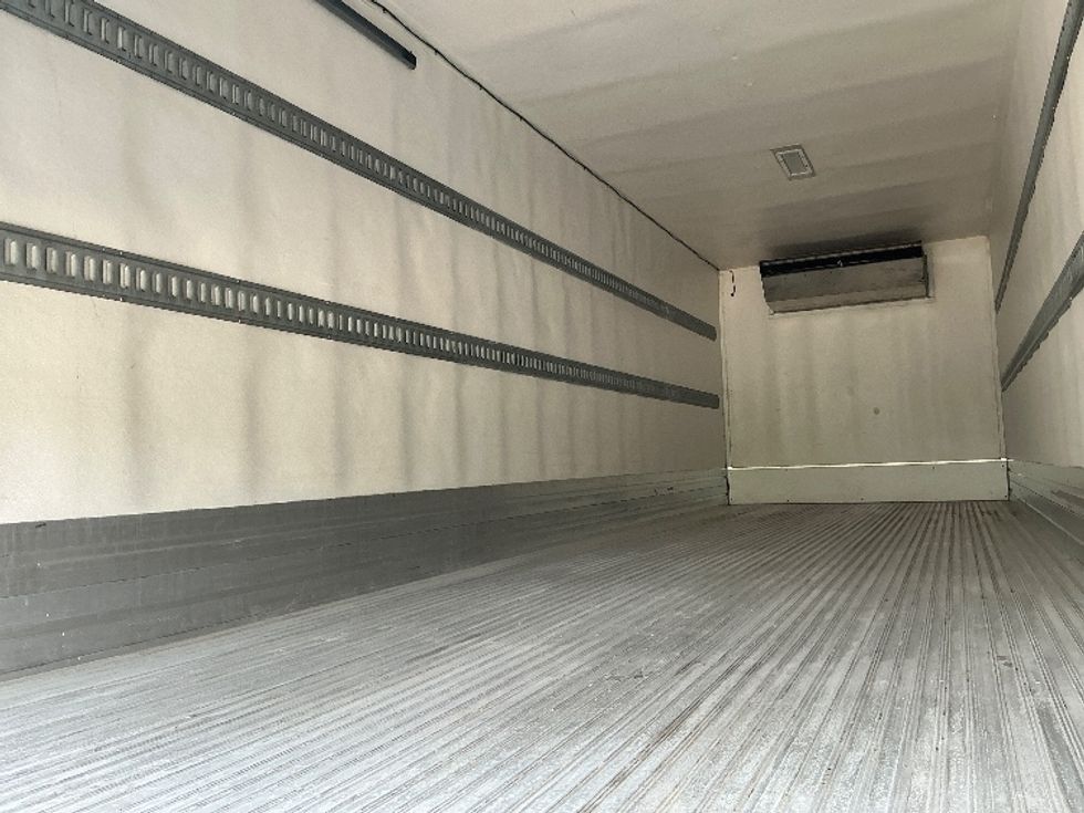 Refrigerated Truck-Light and Medium Duty Trucks-Freightliner-2019-M2-La Porte-IN-69,536\n\t\tmiles-$ 57,500 - Image 10