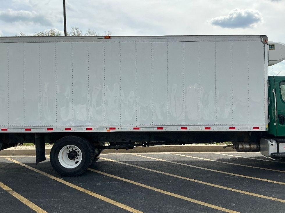 Refrigerated Truck-Light and Medium Duty Trucks-Freightliner-2019-M2-La Porte-IN-69,536\n\t\tmiles-$ 57,500 - Image 14