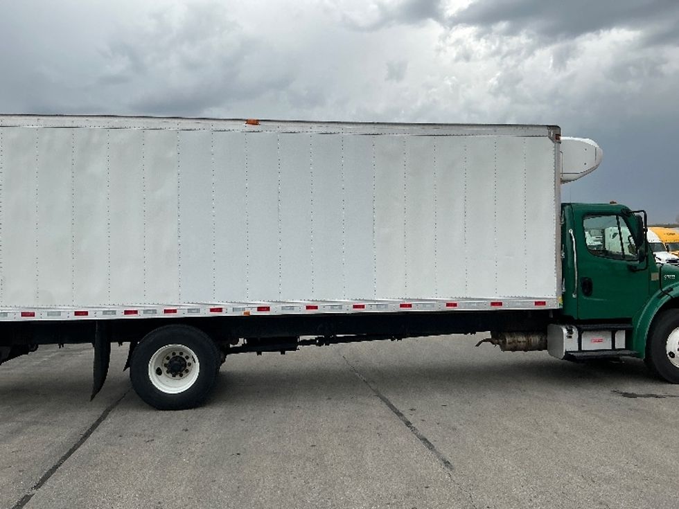 Refrigerated Truck-Light and Medium Duty Trucks-Freightliner-2019-M2-La Porte-IN-81,733\n\t\tmiles-$ 56,500 - Image 12