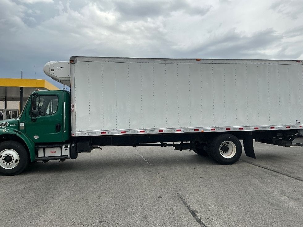 Refrigerated Truck-Light and Medium Duty Trucks-Freightliner-2019-M2-La Porte-IN-81,733\n\t\tmiles-$ 56,500 - Image 4