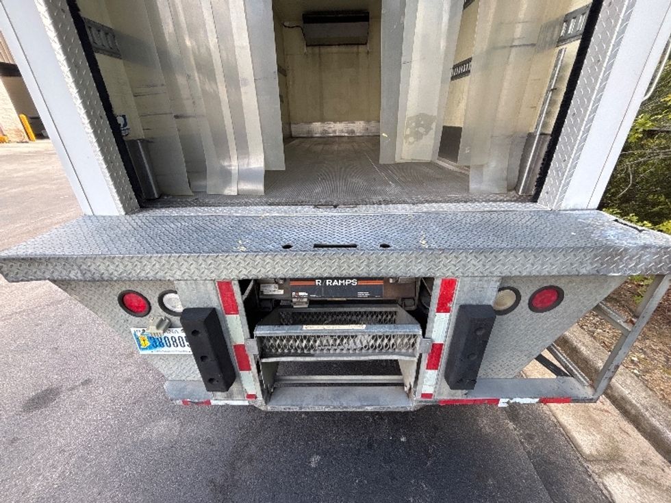 Refrigerated Truck-Light and Medium Duty Trucks-Freightliner-2019-M2-Ladson-SC-170,438\n\t\tmiles-$ 48,000 - Image 10