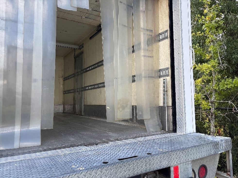 Refrigerated Truck-Light and Medium Duty Trucks-Freightliner-2019-M2-Ladson-SC-170,438\n\t\tmiles-$ 48,000 - Image 12