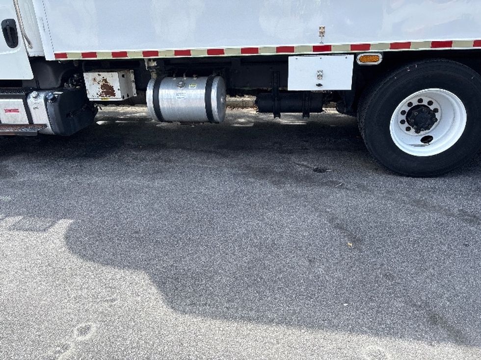 Refrigerated Truck-Light and Medium Duty Trucks-Freightliner-2019-M2-Ladson-SC-170,438\n\t\tmiles-$ 48,000 - Image 5