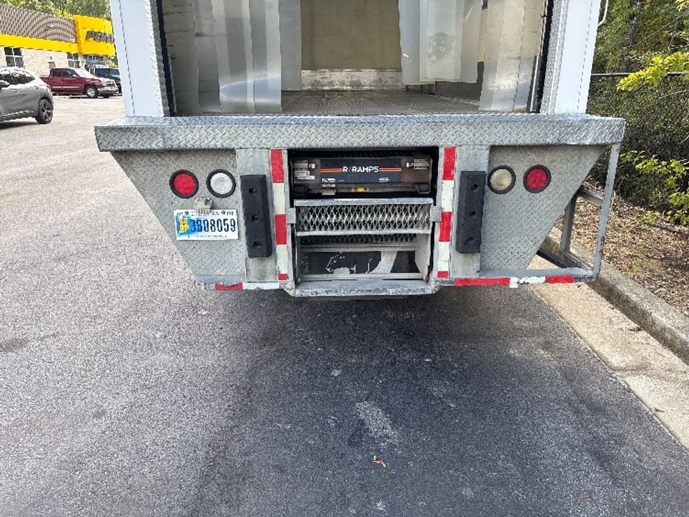 Refrigerated Truck-Light and Medium Duty Trucks-Freightliner-2019-M2-Ladson-SC-170,438\n\t\tmiles-$ 48,000 - Image 9