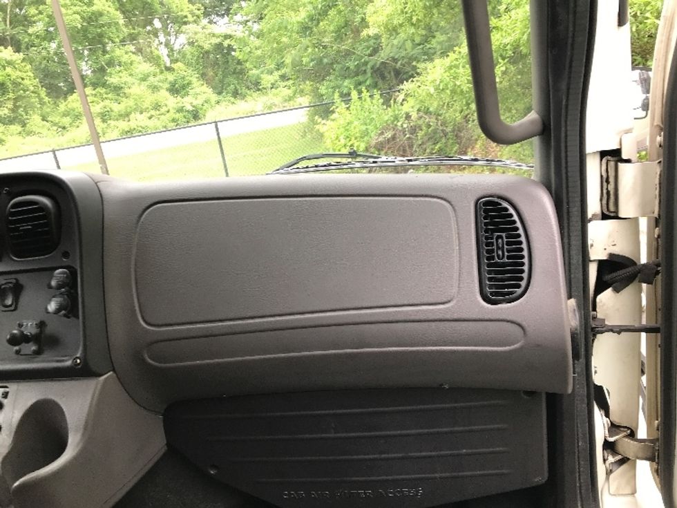 Refrigerated Truck-Light and Medium Duty Trucks-Freightliner-2019-M2-Ladson-SC-196,746\n\t\tmiles-$ 37,000 - Image 21