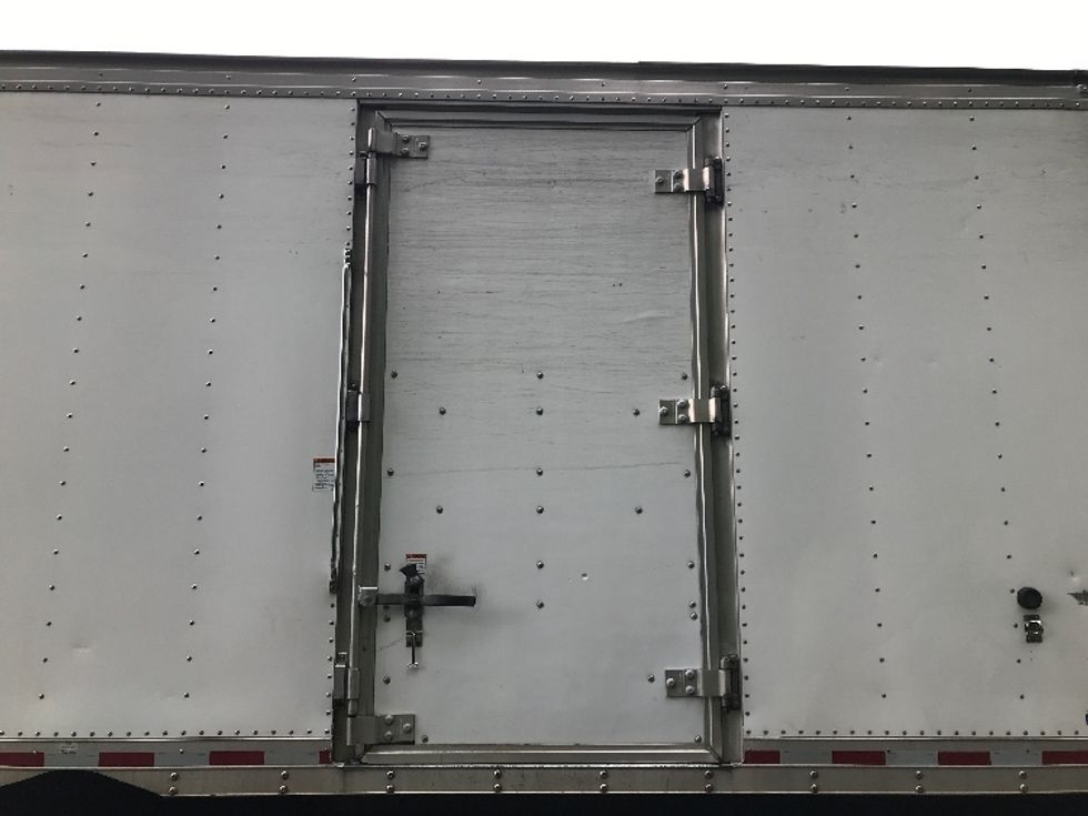 Refrigerated Truck-Light and Medium Duty Trucks-Freightliner-2019-M2-Ladson-SC-196,746\n\t\tmiles-$ 37,000 - Image 26